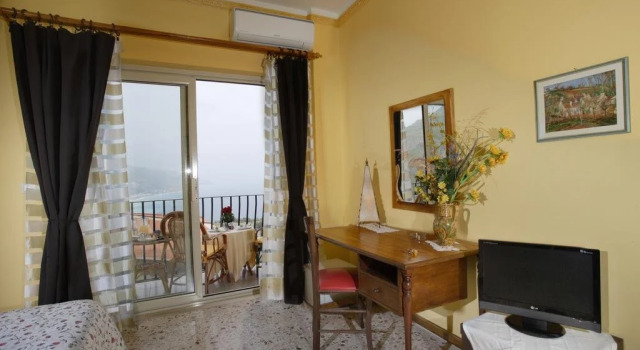 Taormina Al Bacio, Book Hotel Hotels in Sicily with Parking, Parking