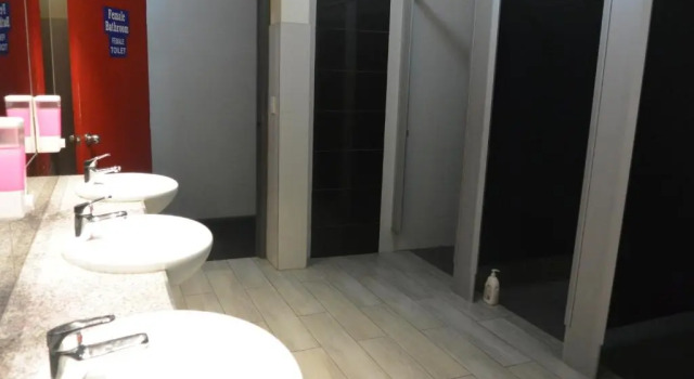 Кровать в общем номере (женский номер) Elizabeth Hostel
