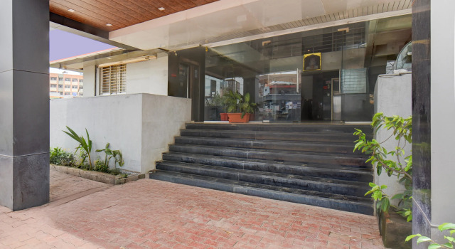 Classic With Balconymahalunge Ingale Pune, Book Feriehus Chakan New Delhi