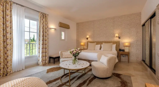 Номер Classic Hotel Byblos Saint-Tropez