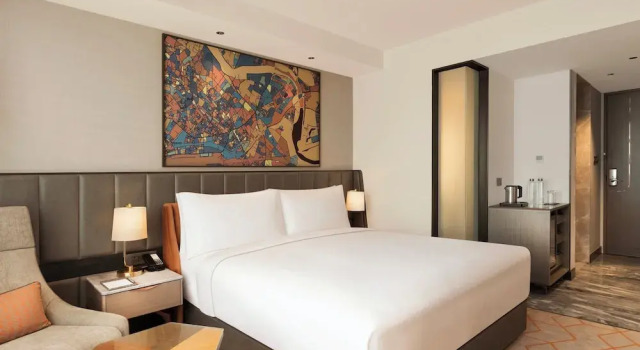 Двухместный номер Standard Crowne Plaza Lucknow by IHG