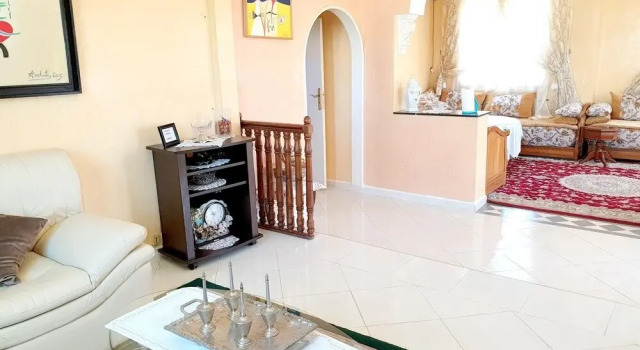 Apartment with One Bedroom in Habous, Casablanca, with Furnished Terrace And Wifi, Rezervasyon Daire Doukkala-Abda otoparklı oteller, Otopark