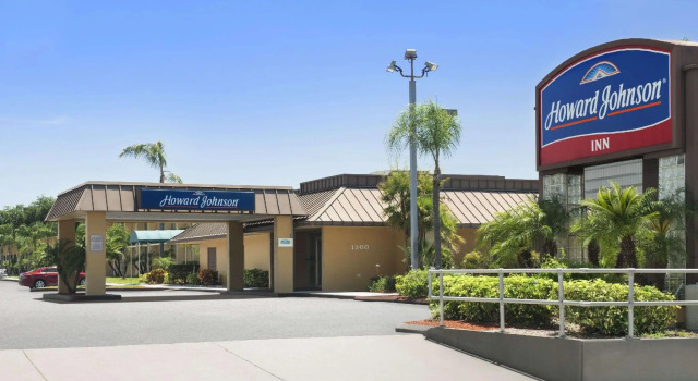 Номер Standard Howard Johnson by Wyndham Winter Haven FL