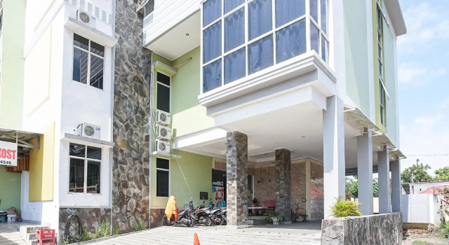 Ontario Homestay, Book Apartment Hotels in Sulawesi with Parking, Parking