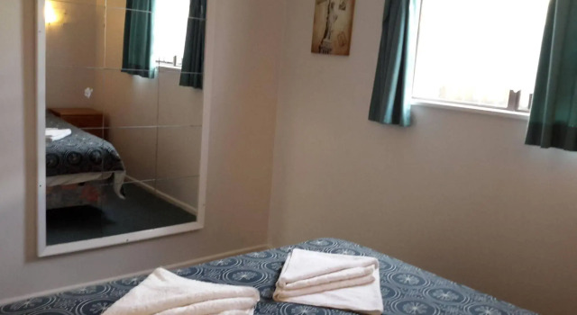 Papakura Pioneer Motor Lodge and Motel