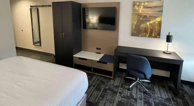 Двухместный номер Standard LaQuinta Suites by Wyndham South Bend Notre Dame Area