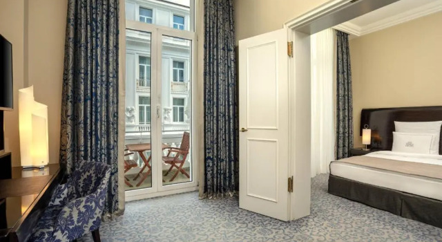 Двухместный полулюкс Hotel Atlantic Hamburg, Autograph Collection