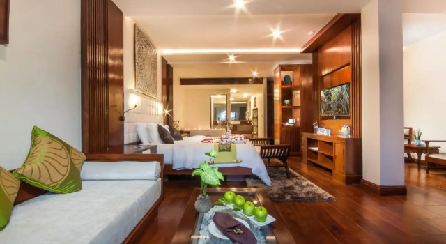 Люкс с балконом Отель THE PRIVILEGE FLOOR by Borei Angkor