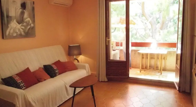 APPARTEMENT-FIDJI, Забронировать Апартаменты/квартира Отели Сен-Сир-сюр-Мер с парковкой, рядом с Пляж Les Lecques, Парковка