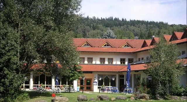 Feriendorf am hohen Bogen Haus 98 EG