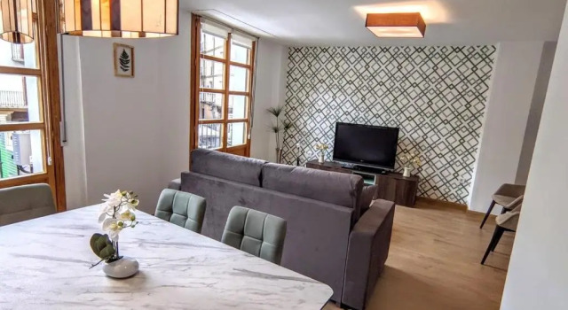 Апартаменты Deluxe Apartamentos Plaza del Torico