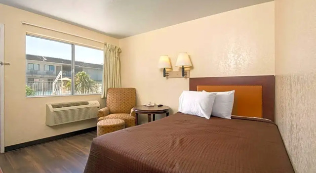 Номер Standard Rodeway Inn Kissimmee