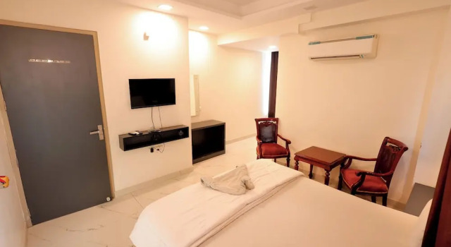 Palace inn