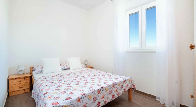 Beautiful 2-bedrooms Apartment in Rogoznica
