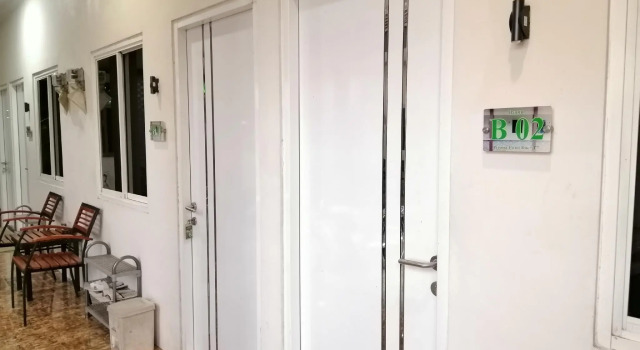 OYO 90703 Wisma Ibu T