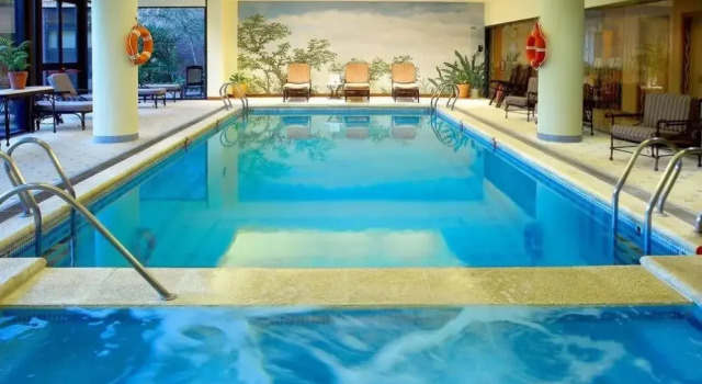 Sheraton Pilar, Book Hotel Hoteller i Pilar med pool, Swimmingpool