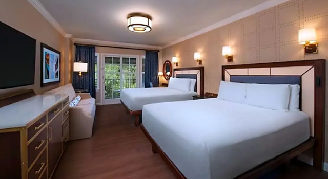 Номер с видом на воду Disney's Yacht Club Resort