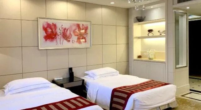Семейный люкс Country Garden Phoenix Hotel Nanjing