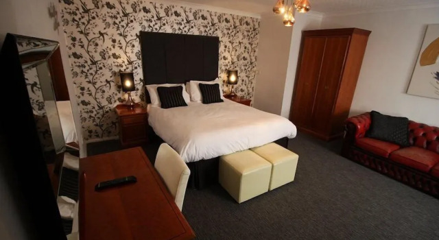 The Bear Hotel, Забронировать Отель Отели North Wessex Downs 3 звезды, 3*