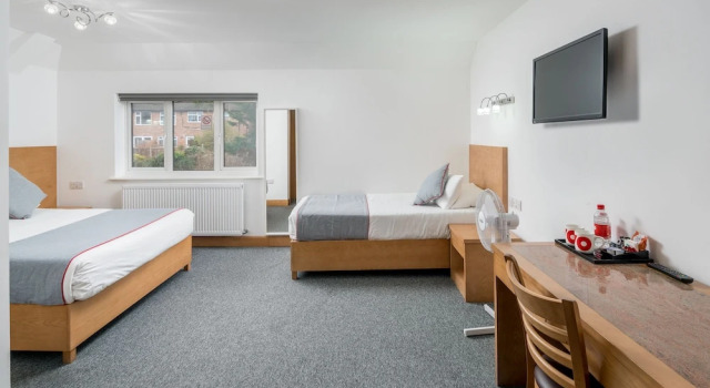 Трёхместный номер Standard Flexistay Aparthotel Sutton