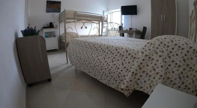 Двухместный номер Standard с красивым видом из окна B&B Ostello Villafranca