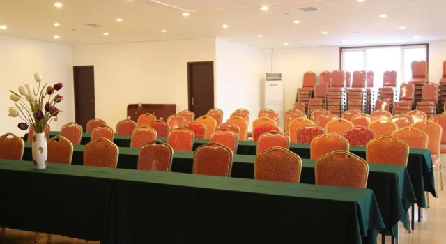 Homeintour Hotel, Buchen Sie Hotel Qingdao Qingdao Region