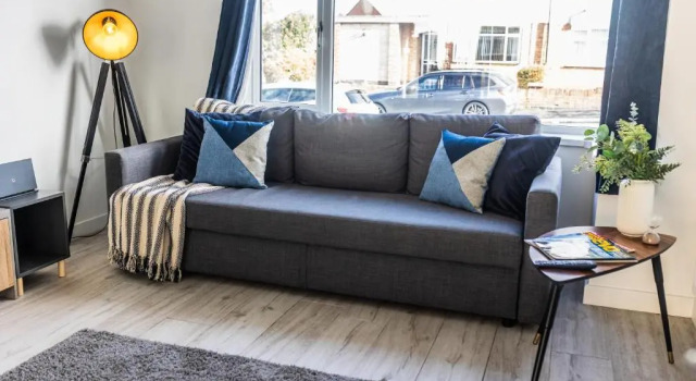 Modern 3-Bed House with Parking - Sleeps 7!, Varaa Hotelli Coventry West Midlands
