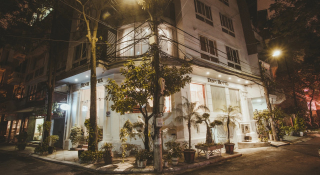 Dinh Hotel, Забронировать Отель Отели Кау Гиай с парковкой, Парковка