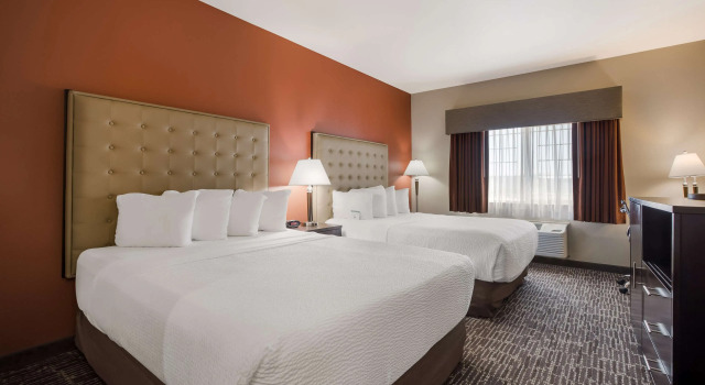 Четырёхместный номер Standard Best Western Northwest Lodge