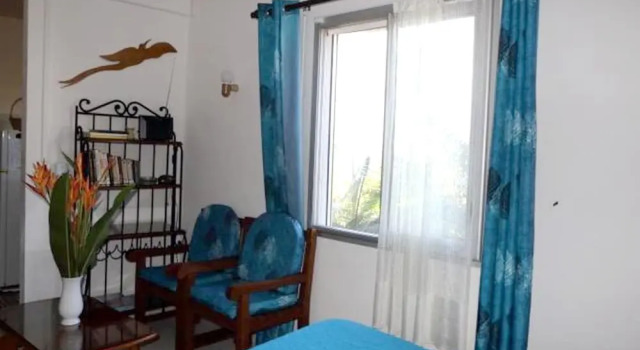 Studio In Petite Ile With Wonderful Sea View Furnished Garden And Wifi 4 Km From The Beach, Reservar Apartamento Petite-Ile Saint-Pierre