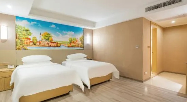 Люкс Vienna Hotel (Jiangmen Changan Road Pedestrian Street)