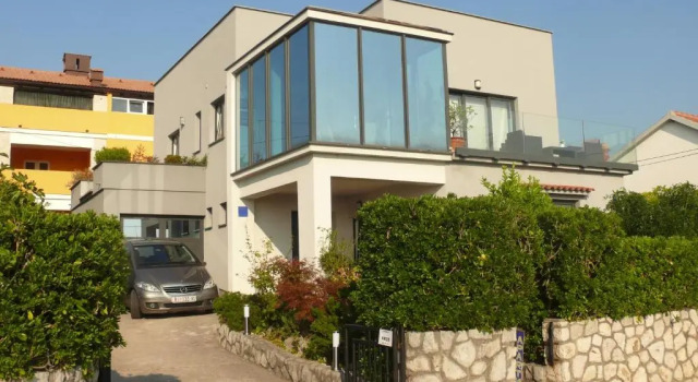 Apartment Branimir, Prenota Appartamento Hotel a Isole Quarnerine con parcheggio, Parcheggio
