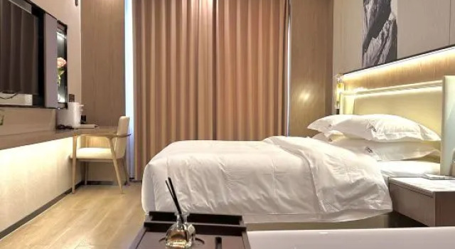 Люкс Pamir Hotel (Burhong Road Branch)