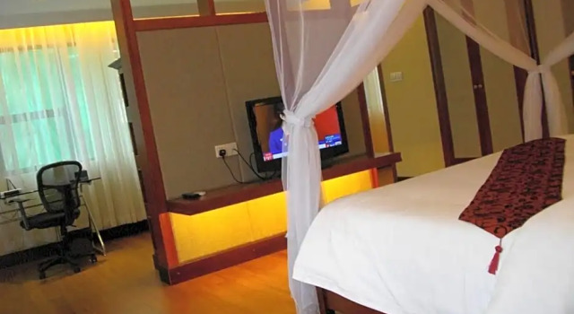 Люкс Executive Lux Riverside Hotel & Apartment