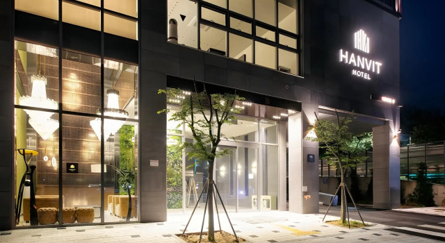 Jeonju Hanbit Hotel, Забронировать Отель Чонджу Чолла-Пукто, рядом с Конфуцианская школа хянгё в Чонджу