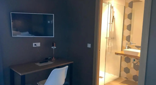 Двухместный номер Standard Hotel Landaben