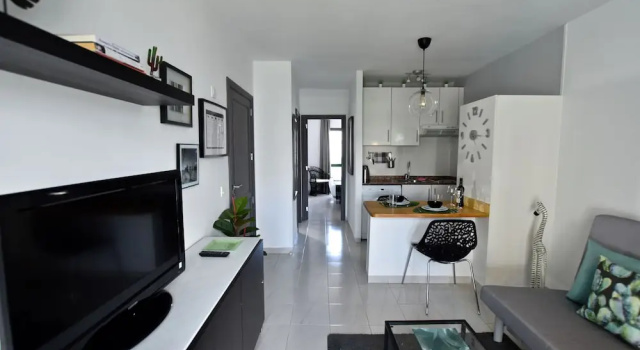 Апартаменты c 1 комнатой Holyhome apartment 204