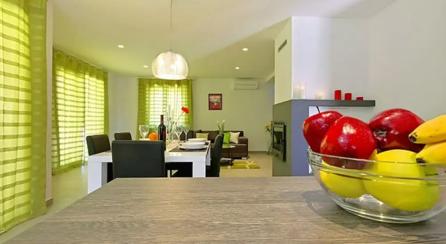 Gorgeous Villa in Belavici With Swimming Pool