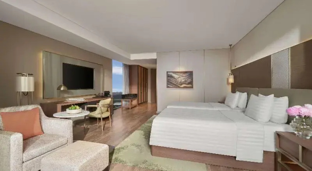 Двухместный номер Superior с балконом и с красивым видом из окна Pullman Ninh Binh