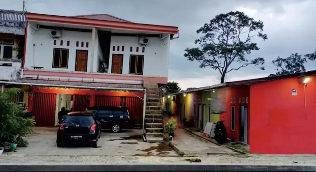 Naufal Residence Syariah by OYO, Rezerwuj Hotel Jambi 