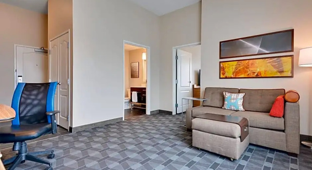 Двухместный люкс c 1 комнатой TownePlace Suites by Marriott Detroit Allen Park