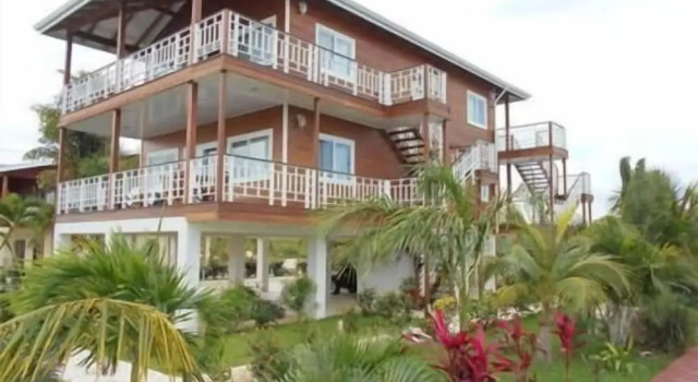 Casa de la Paz, Varaa Hotelli SPA-hotellit kohteessa Stann Creek, SPA