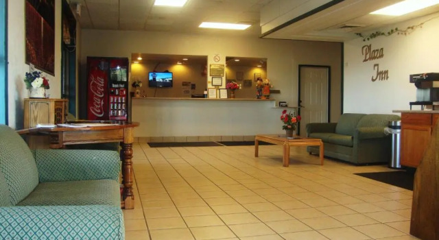 Topeka Plaza Inn