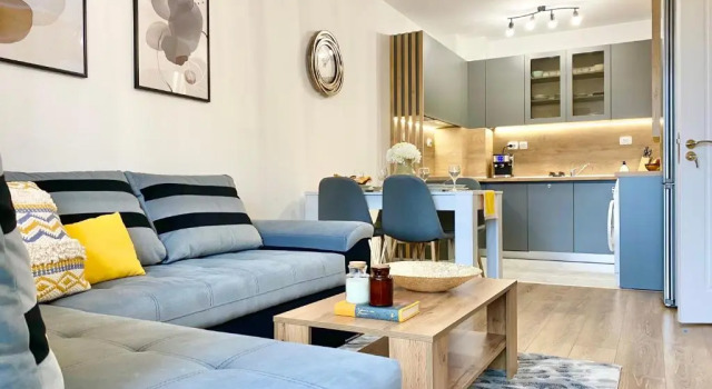 Апартаменты Art Apartment for 4 People Free Parking & Wifi