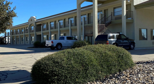 SureStay Hotel by Best Western Floresville, Buchen Sie Hotel Floresville Texas