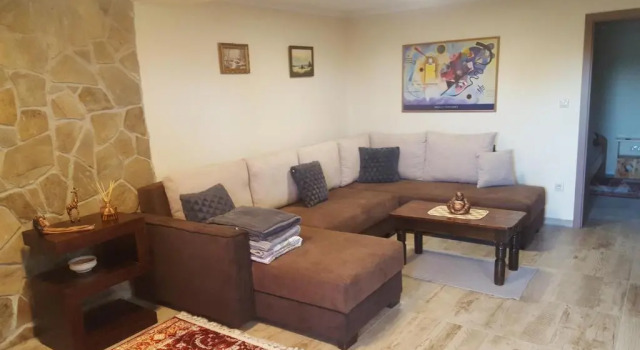 Gyöngyvirág Apartman, Book Lejlighed Hoteller i Western Transdanubia med parkering, Parkering