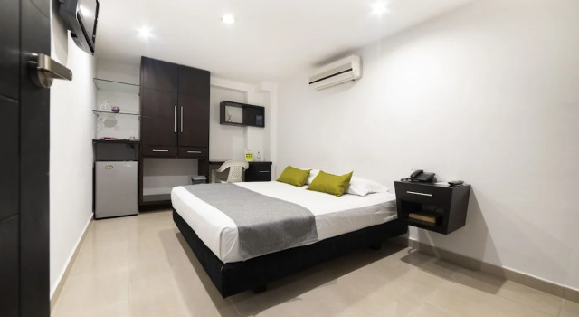 Hotel Platinum Plaza