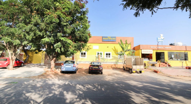 Capital O 71726 Airport Stay Inn, Rezerwuj Hotel Shamshabad 