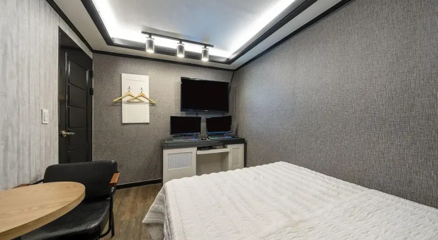 Yong J, Prenota Hotel Hotel a Gyeonggi-do con parcheggio, Parcheggio