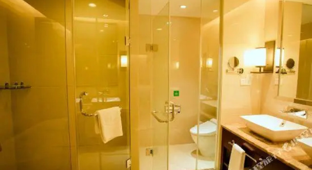 Huatinghu Shijiyuan International Hotel, Buchen Sie Hotel Business-Hotels in Anqing, 4* 5*